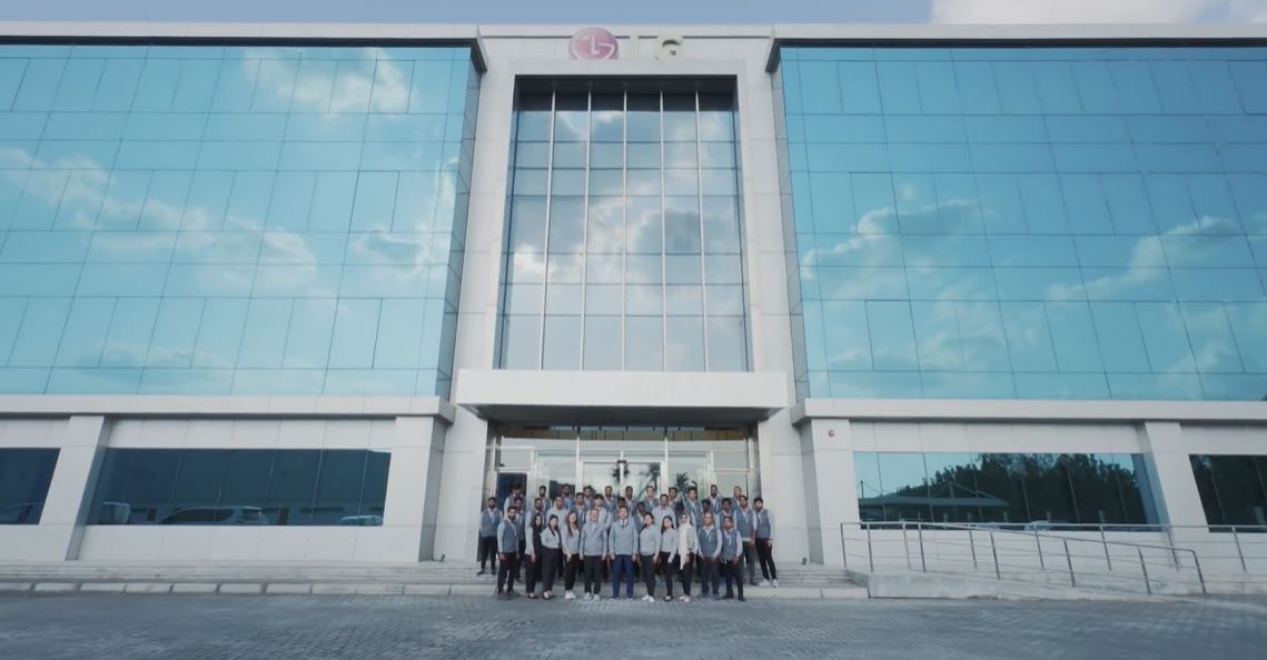 Corporate video production for LG Hi-M Solutek showcasing innovative technology solutions in Dubai.